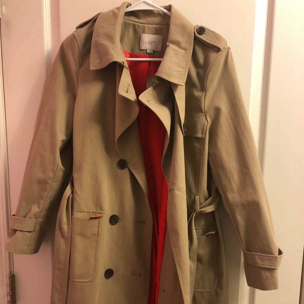 Loft trench coat with orange/red lining